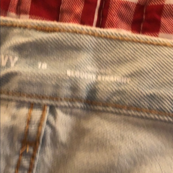 Old Navy Light Blue Distressed Jean Shorts - Picture 5 of 12